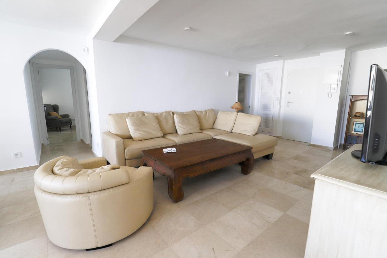 Marbella Centre Beachfront & Pool Luaran gambar