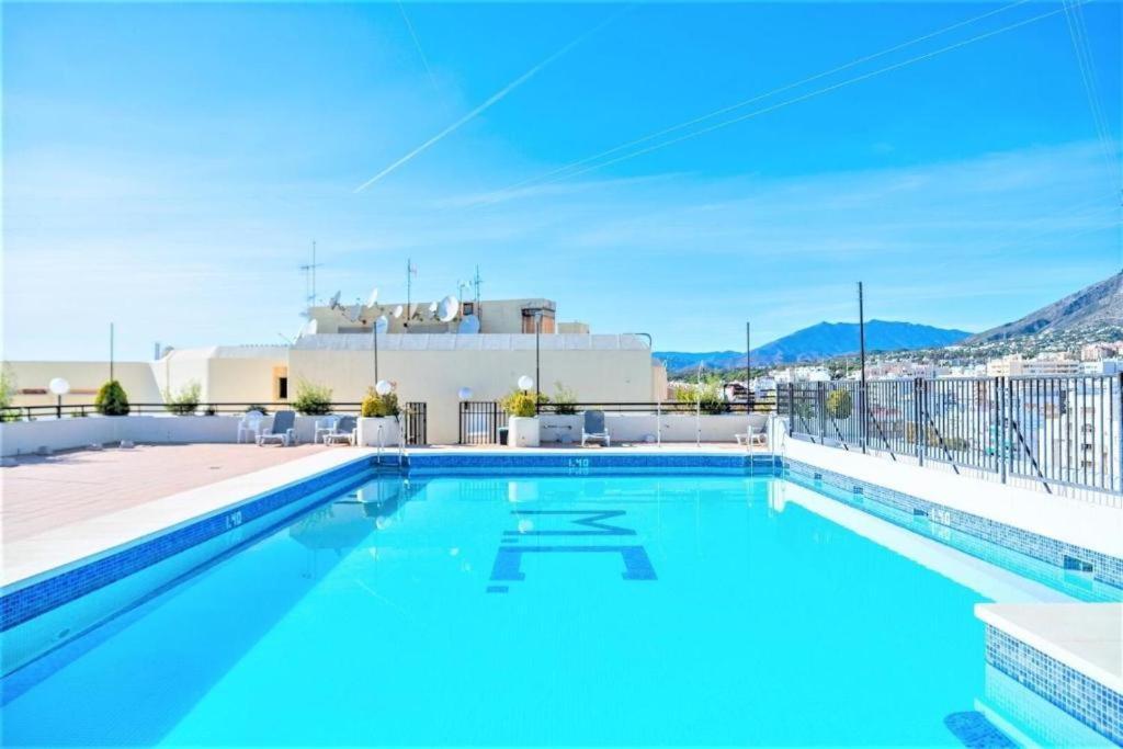 Marbella Centre Beachfront & Pool Luaran gambar