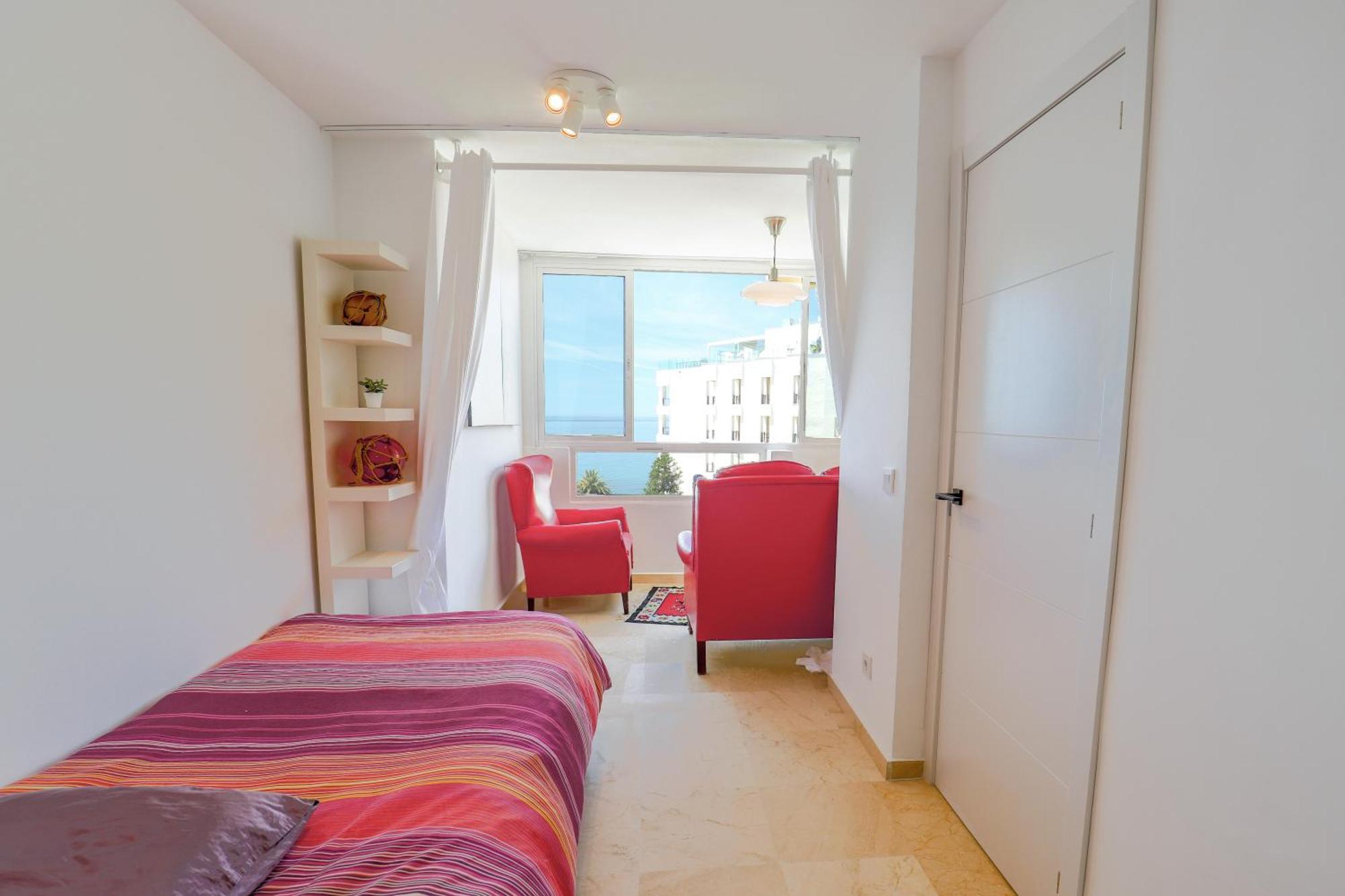Marbella Centre Beachfront & Pool Luaran gambar